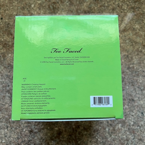 Too Faced Clover Plush Puppy 🐶.. - Picture 3 of 6